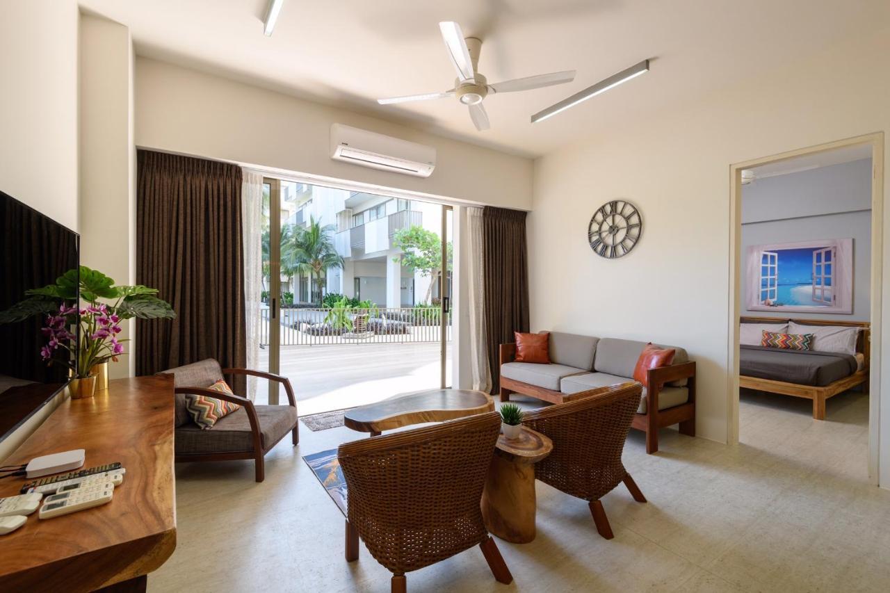 By The Sea Beach Front Apartment バツーフェリンギビーチ エクステリア 写真