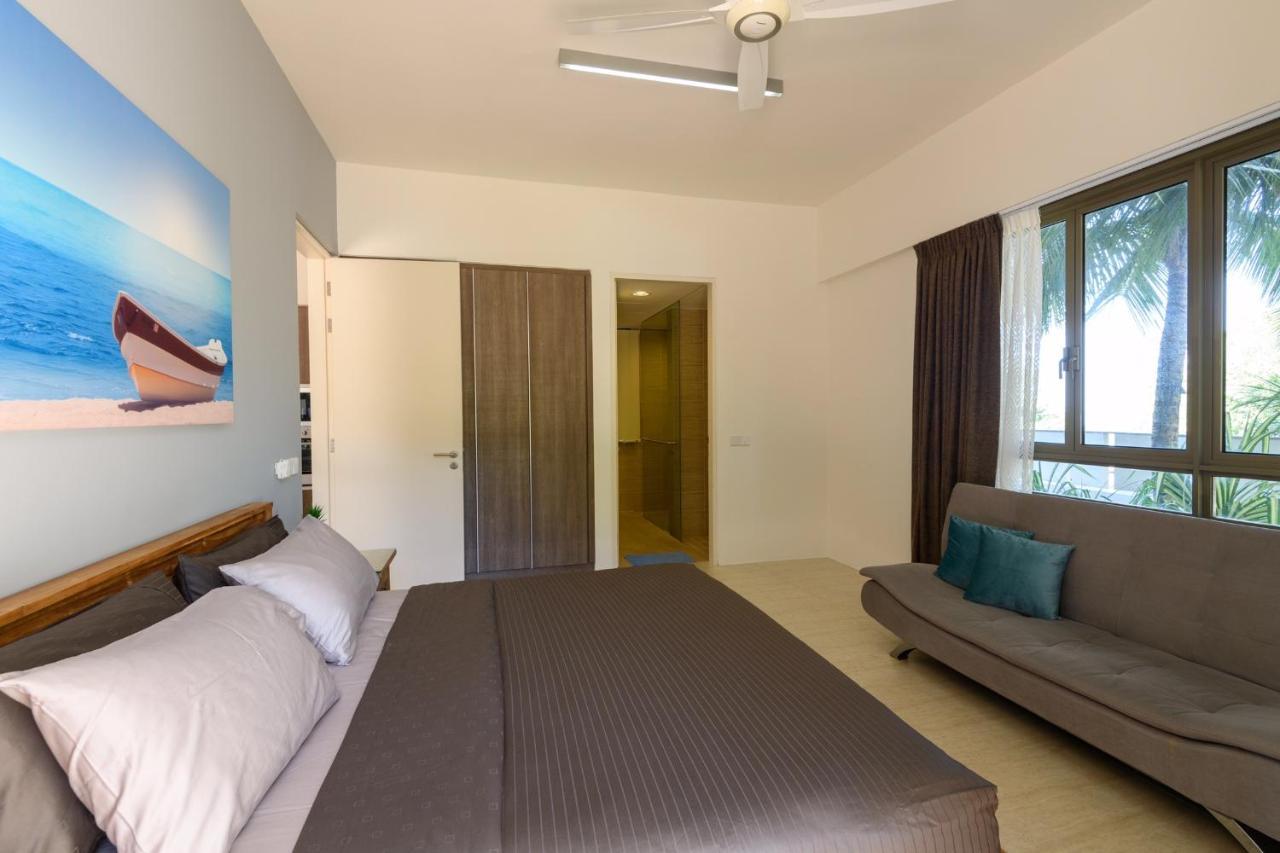 By The Sea Beach Front Apartment バツーフェリンギビーチ エクステリア 写真