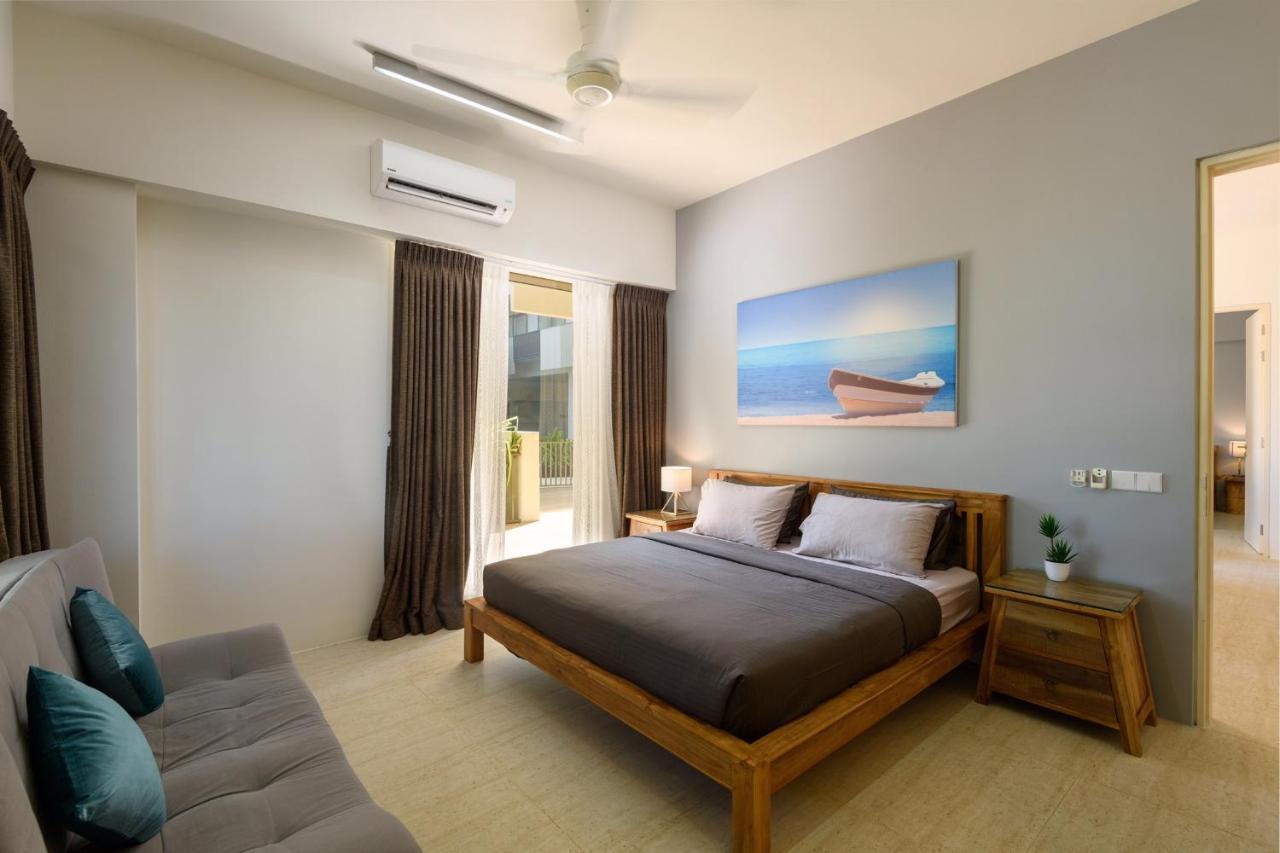 By The Sea Beach Front Apartment バツーフェリンギビーチ エクステリア 写真