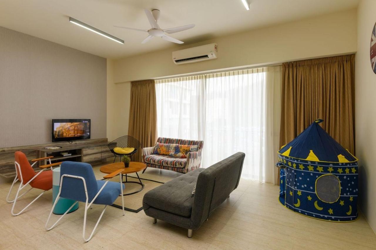 By The Sea Beach Front Apartment バツーフェリンギビーチ エクステリア 写真