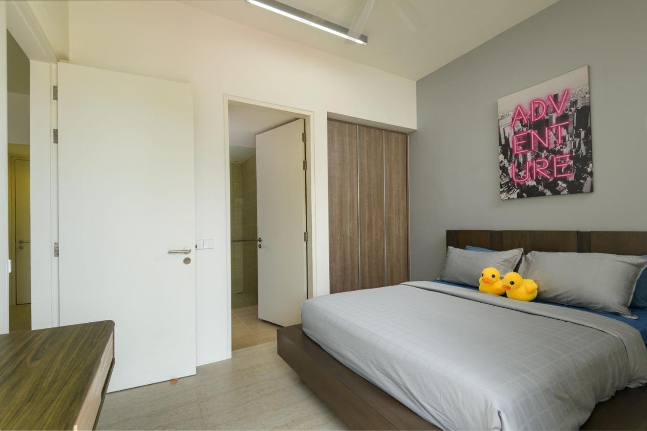 By The Sea Beach Front Apartment バツーフェリンギビーチ エクステリア 写真