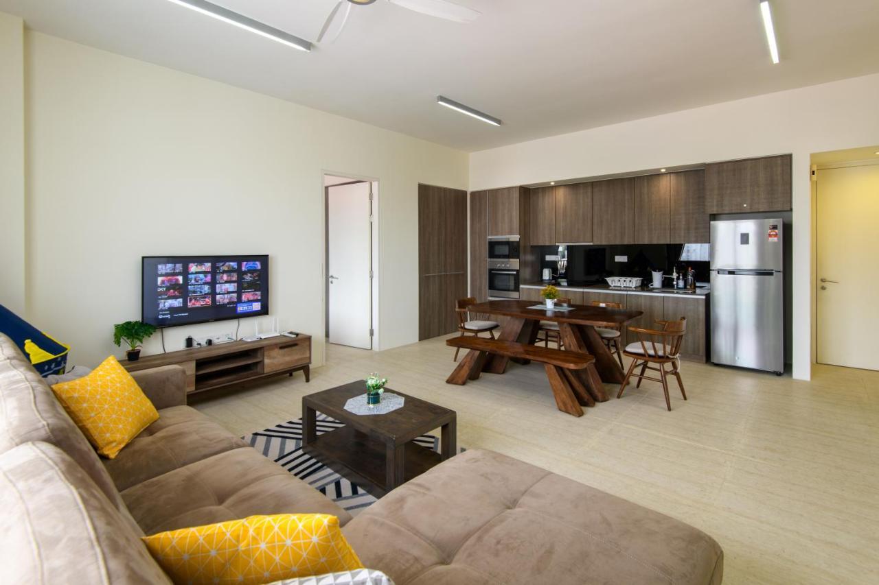 By The Sea Beach Front Apartment バツーフェリンギビーチ エクステリア 写真