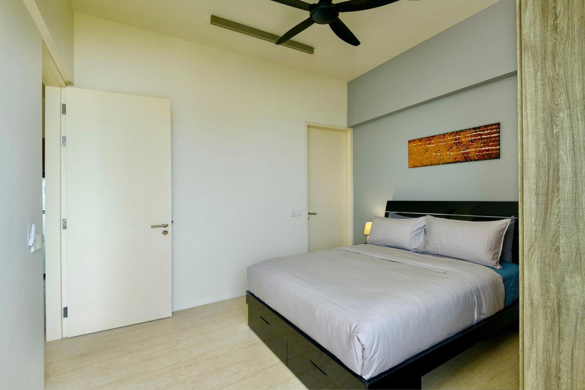 By The Sea Beach Front Apartment バツーフェリンギビーチ エクステリア 写真