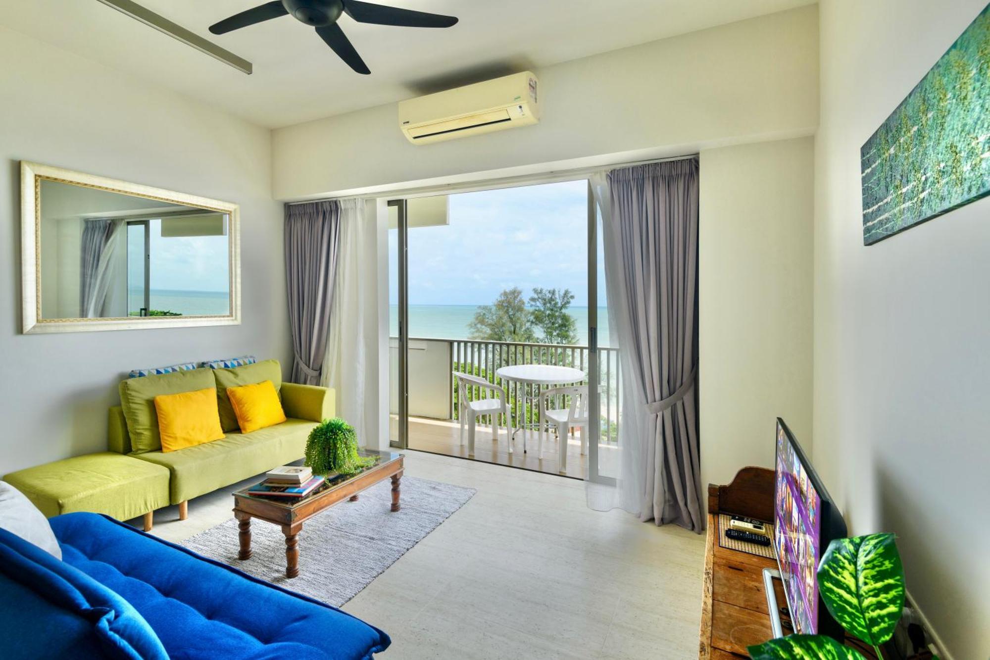 By The Sea Beach Front Apartment バツーフェリンギビーチ エクステリア 写真