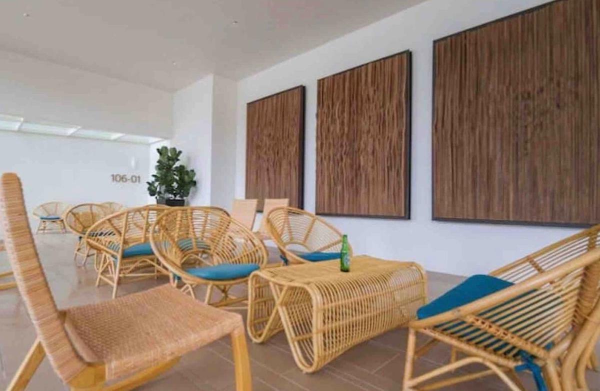 By The Sea Beach Front Apartment バツーフェリンギビーチ エクステリア 写真
