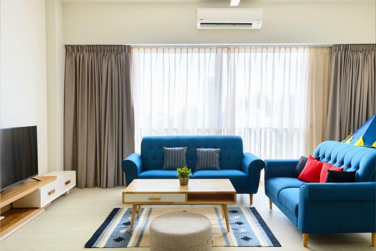 By The Sea Beach Front Apartment バツーフェリンギビーチ エクステリア 写真